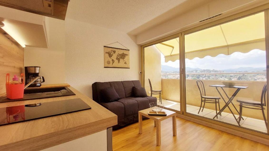 Studio Chez Nanie Residence Le Concorde Cannes Marina Mandelieu La Napoule Luaran gambar